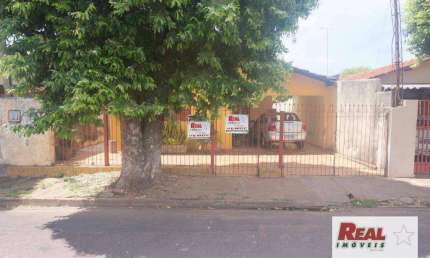 Casa com 3 quartos à venda na Rua Anísio Luiz Marques, Palmeiras, Araçatuba
