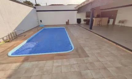Sobrado - área de lazer - Monte Carlo - Araçatuba-SP