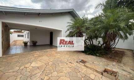 Casa com 3 dormitórios à venda, 190 m² por R$ 520.000 - Paraíso - Araçatuba/SP