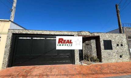 Casa com 3 dormitórios à venda, 394 m² por R$ 890.000,00 - Vila Industrial - Araçatuba/SP