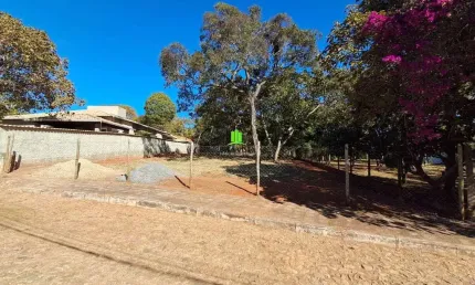 Terreno à venda na A, 01, Condomínio Roseiral, Lagoa Santa por R$ 460.000