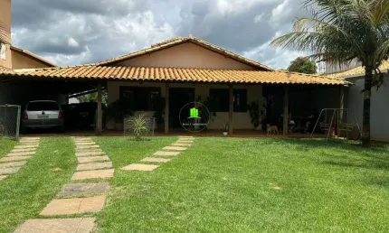 Casa com 3 quartos à venda na Carlos Dias Ribeiro, 380, Várzea, Lagoa Santa por R$ 1.200.000