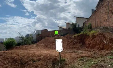 Terreno à venda na Sandro Cardoso de Souza, 3, Jardim Imperial, Lagoa Santa por R$ 189.900