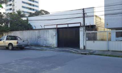 Galpão à venda em Jaboatão dos Guararapes-PE, bairro Candeias: 4 salas, 2 banheiros, 25 vagas de garagem, 342m² de área