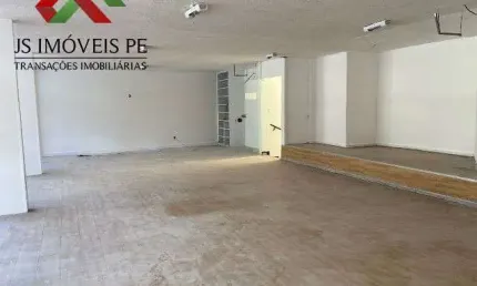Galpão Comercial à Venda em Piedade, Jaboatão dos Guararapes-PE:  900m² de Área