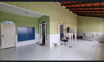 A&M IMOVEIS VENDE EXTA EXELENTE CASA NA AR 12 DE SOBRADINHO