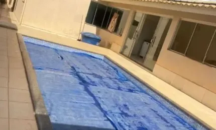 A&M IMÓVEIS VENDE EXCELENTE CASA NO SETOR DE MANSÕES COM LAZER COMPLETO