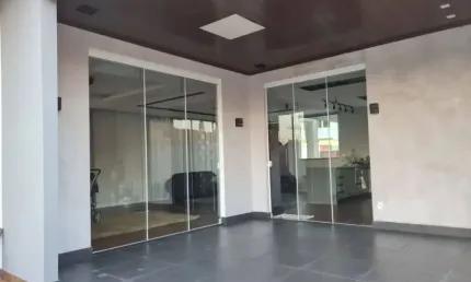 A&M IMOVEIS VENDE EXELENTE CASA EM CONDOMINIO EM REGULARIZACAO
