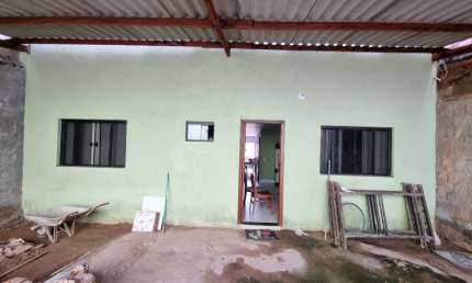 A&M  IMOVEIS VENDE EXELENTE CASA EM SOBRADINHO ACEITA FINANCIAMENTO