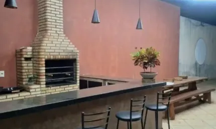 A&M IMOVEIS VENDE EXELENTE CASA EM CONDOMINIO FECHADO COM LASER COMPLETO