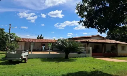 A&M IMOVEIS VENDE EXELENTE CHACARA EM PLANALTINA ESCRITURADA