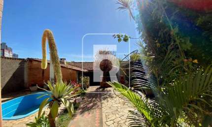 Casa com 3 dormitórios à venda, 210 m² por R$ 1.200.000,00 - Centro - Conselheiro Lafaiete/MG
