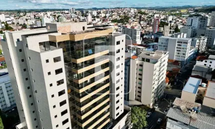 Apartamento com 3 dormitórios à venda, 139 m² por R$ 800.000,00 - Campo Alegre - Conselheiro Lafaiete/MG
