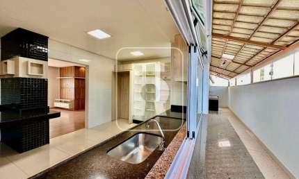 Apartamento à venda, 3 quartos, 1 suíte, 2 vagas, Campo Alegre - Conselheiro Lafaiete/MG