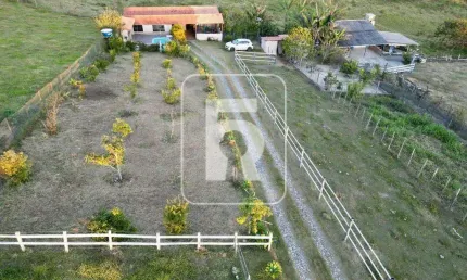 Chácara à venda, 2 quartos, 2 vagas, Área Rural de Conselheiro Lafaiete - Conselheiro Lafaiete/MG