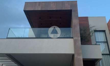 Casa em condomínio fechado com 4 quartos à venda na Rua Aristides Mariotti, Villaggio San Marco, Jundiaí, 290 m2 por R$ 2.800.000