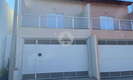 Casa com 2 quartos à venda no Jardim Maria, Itatiba  por R$ 550.000