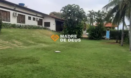 Casa Próxima ao Beach Park, de frente para a CE025, Porto das Dunas. Excelente para comércio ou para aproveitar ótimos momentos com familiares e amigos.