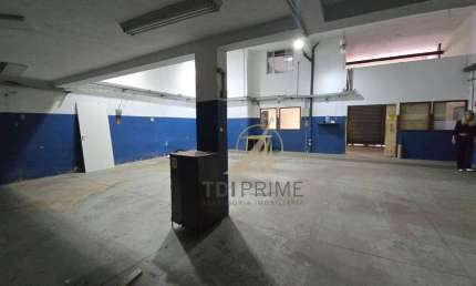 Galpão para alugar, 860 m² por R$ 22.000,00/ano - São José - São Caetano do Sul/SP