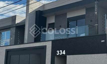 Sobrado à venda no bairro Dos Estados - Guarapuava/PR