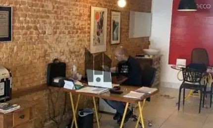 Prédio à venda na Rua Pires do Rio, Vila Gilda, Santo André