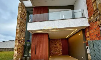 Casa com 3 quartos à venda na Avenida Centenário, Centro, Gravataí