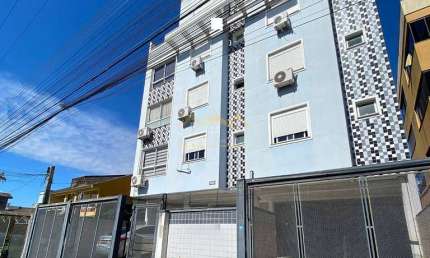 Lindo e amplo apto de 3 dormit. a 200 m da Flores da Cunha