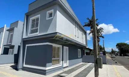 Casa com 2 quartos à venda na Rua Osvaldo Cruz, Vila Silveira Martins, Cachoeirinha