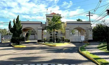 Casa em condomínio fechado com 2 quartos à venda na Avenida Obedy Cândido Vieira, Distrito Industrial, Cachoeirinha
