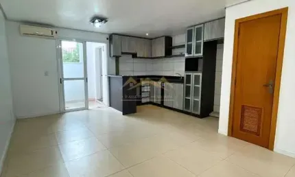 Casa com 2 quartos à venda na Rua Santa Bárbara, Vila Cachoeirinha, Cachoeirinha