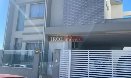 Casa Sobrado em Nova Esperança, Balneário Camboriú/SC