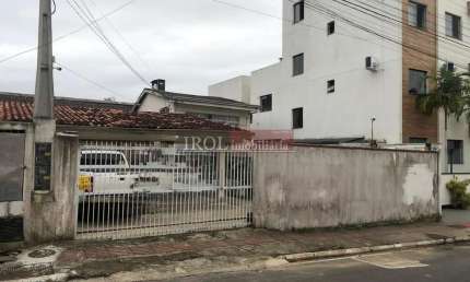 Casa à venda no bairro Nações - Balneário Camboriú/SC