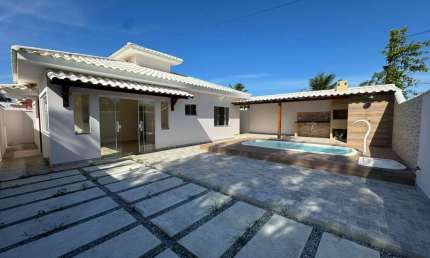 Casa para Venda em Cabo Frio, Verão Vermelho (Tamoios), 2 dormitórios, 1 suíte, 1 banheiro, 2 vagas