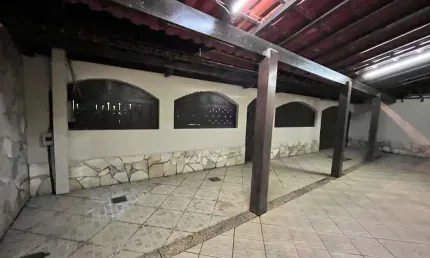 Casa para Venda em Cabo Frio, Unamar (Tamoios), 1 dormitório, 2 banheiros, 3 vagas