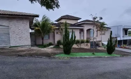 Atlântica Imóveis tem excelente casa com 3 dormitórios, 350 m² - venda por R$ 1.700.000 no Vale dos Cristais - Macaé/RJ.