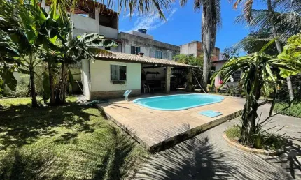 Atlântica Imóveis tem excelente Casa com 3 dormitórios à venda, 70 m² por R$ 420.000 - Village Rio das Ostras - Rio das Ostras/RJ