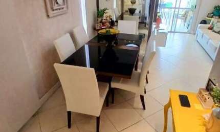 Atlântica Imóveis tem excelente apartamento com 3 dormitórios à venda, 101 m² por R$ 795.000 - Imbetiba - Macaé/RJ.