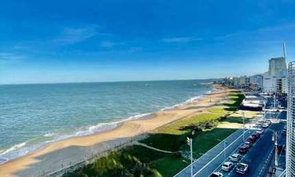 Atlântica Imóveis tem excelente apartamento com 3 dormitórios à venda, 100 m² por R$ 1.200.000 - Praia Campista - Macaé/RJ.