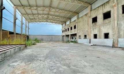 Galpão, 639 m² - venda por R$ 1.650.000,00 ou aluguel por R$ 10.114,75/mês - Cabiúnas - Macaé/RJ