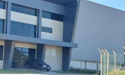 Galpão para alugar, 942 m² por R$ 175.000,00/mês - Imboassica - Macaé/RJ