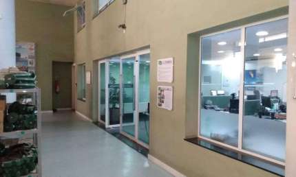 Prédio, 3340 m² - venda por R$ 12.000.000,00 ou aluguel por R$ 81.166,67/mês - Granja dos Cavaleiros - Macaé/RJ