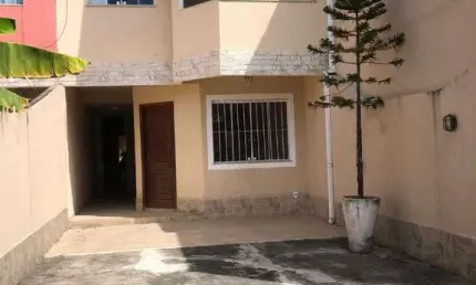 Casa com 3 dormitórios à venda, 110 m² por R$ 580.000,00 - Costazul - Rio das Ostras/RJ