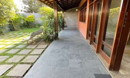 Casa com 3 dormitórios à venda, 250 m² por R$ 5.000.000,00 - Cavaleiros - Macaé/RJ.