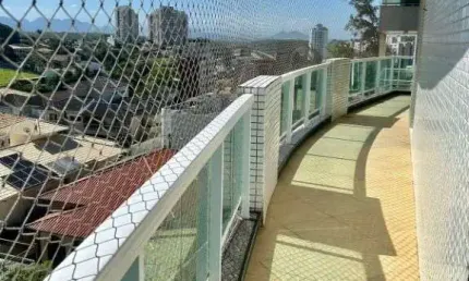 Apartamento com 3 dormitórios à venda, 133 m² por R$ 700.000,00 - Glória - Macaé/RJ