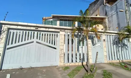 Casa com 2 dormitórios, 283 m² - venda por R$ 1.300.000,00 ou aluguel por R$ 10.057,50/mês - Costazul - Rio das Ostras/RJ