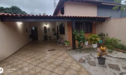 Casa com 3 dormitórios à venda, 141 m² por R$ 490.000,00 - Jardim Mariléa - Rio das Ostras/RJ