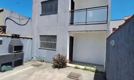 Casa com 2 dormitórios à venda, 100 m² por R$ 300.000,00 - Village Rio das Ostras - Rio das Ostras/RJ