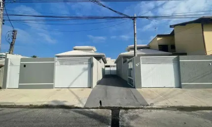 Casa com 3 dormitórios à venda, 120 m² por R$ 450.000,00 - Extensão do Bosque - Rio das Ostras/RJ