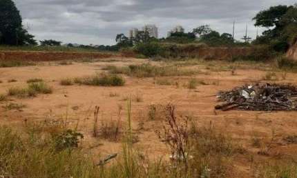 Terreno à venda, 7500 m² por R$ 5.000.000,00 - Glória - Macaé/RJ