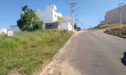 Terreno à venda, 244 m² por R$ 155.000,00 - Vale das Palmeiras - Macaé/RJ